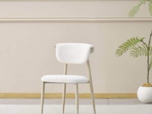 Chaise coco pied effet travertin, tissu blanc